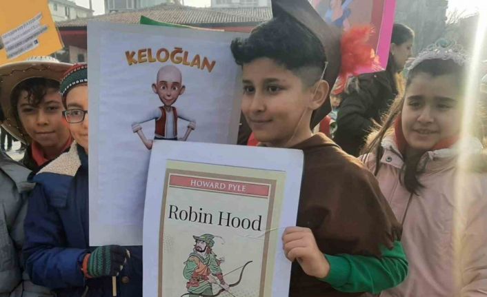 ‘Sincan Roman Kahramanları Festivali’ sokaklarda renkli görüntüler oluşturdu