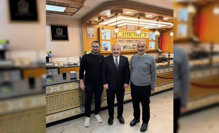 Sıtkı Usta devlet erkanını ağırlıyor