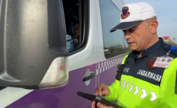 Sivil kıyafetli jandarmalar sahada: Toplu taşımada sıkı takip