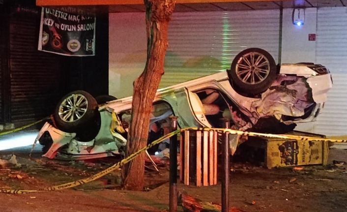 Takla atan araçta bulunan 1 kişi öldü, 1 kişi yaralandı