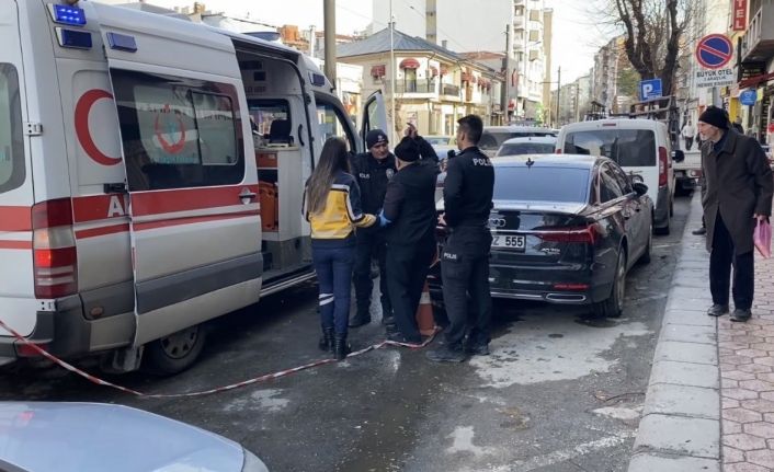 Tedaviyi reddeden alkollü adam, "Ben suç mu işledim" diyerek gözyaşı döktü