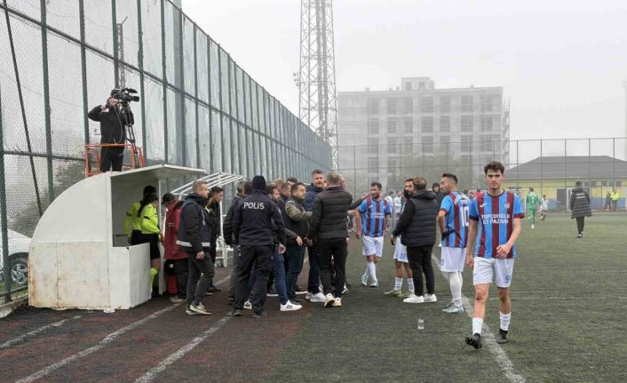 Tekirdağ Süper Amatör Lig’de saha karıştı, 5 kırmızı kart çıktı