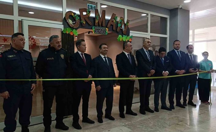 Tekirdağ’da öğrencilerden doğa temalı sergi