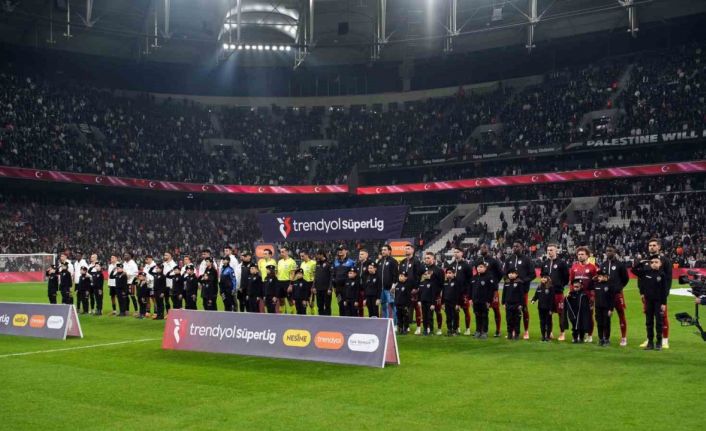 Trendyol Süper Lig: Beşiktaş: 0 - Gaziantep FK: 1 (Maç devam ediyor)