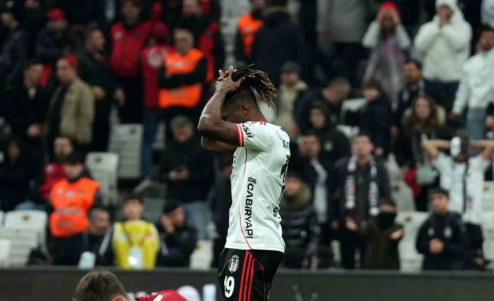 Trendyol Süper Lig: Beşiktaş: 2 - Gaziantep FK: 2 (Maç sonucu)