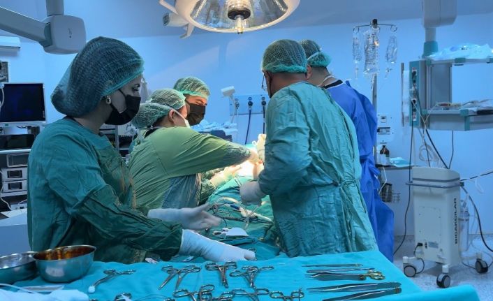 Tunceli’de 10 yıl sonra ilk kez tiroit ameliyatı yapıldı