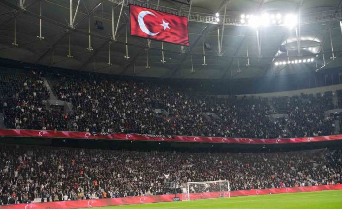 Tüpraş Stadyumu’nda ‘istifa’ sesleri