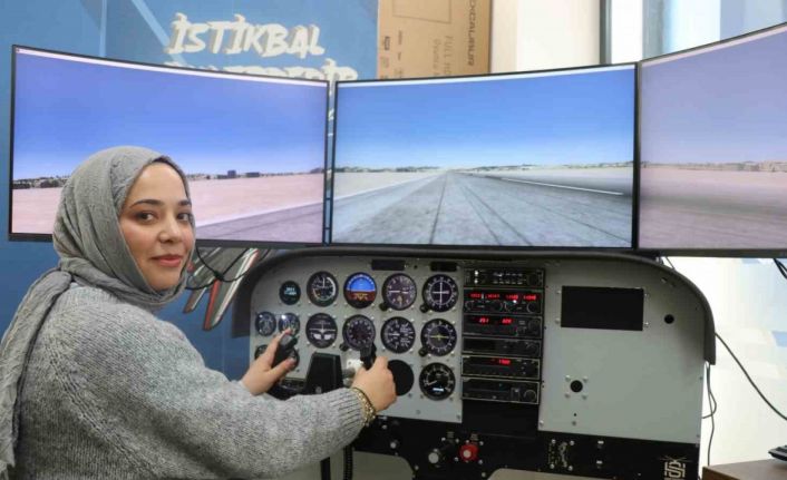 Uçağa binmeden pilot gibi uçuyorlar, simülasyon ile gökyüzüne hazırlanıyorlar