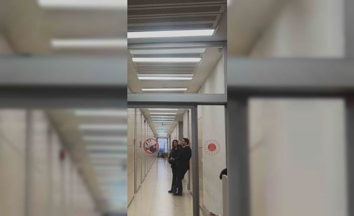 Ünlülere yönelik uyuşturucu soruşturması kapsamında oyuncu Berrak Tüzünataç ifade vermeye geldi