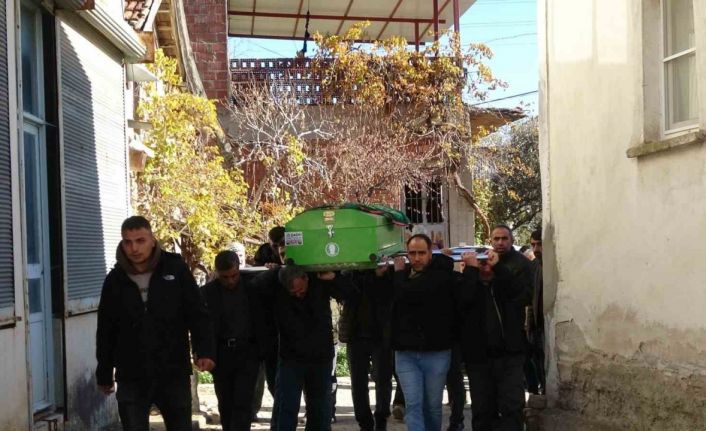 Uşak’ta kazada hayatını kaybeden yaşlı adam toprağa verildi