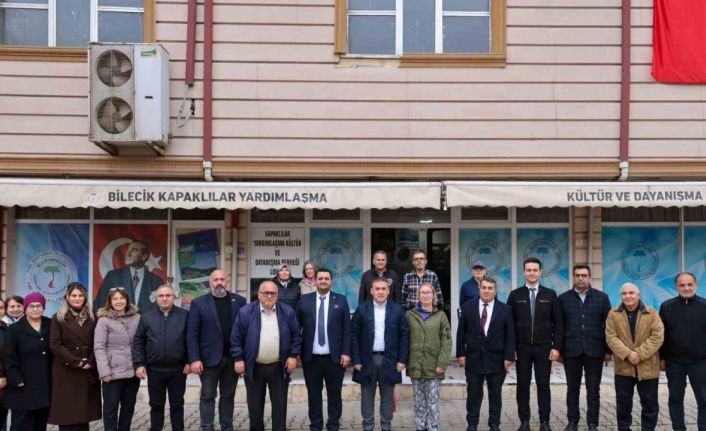 Vali Sözer vatandaşlarla Kapaklılar Derneği’nde buluştu