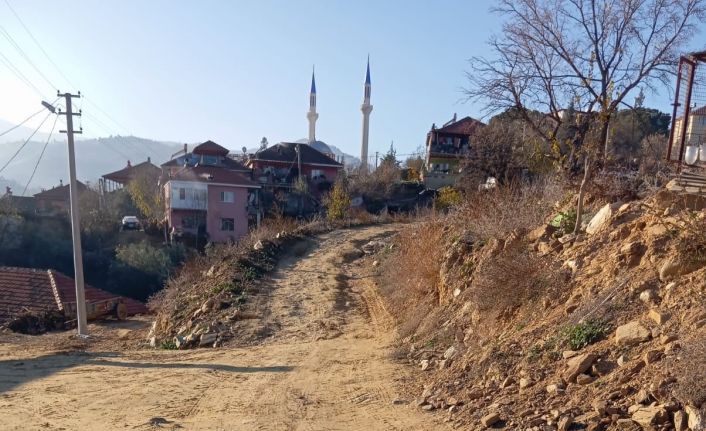 Valilik yaptı, belediye bozdu