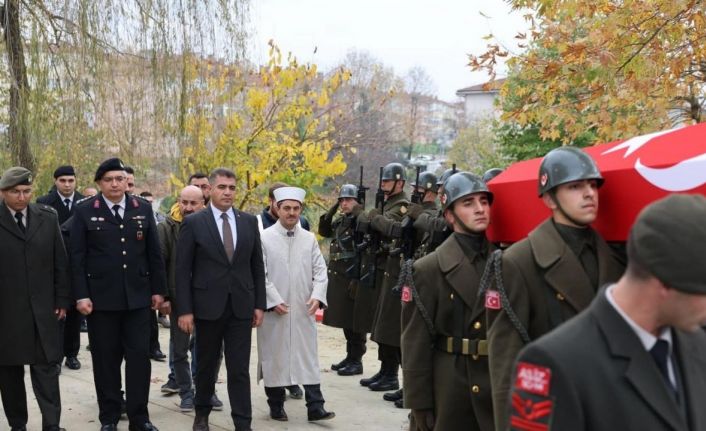 Vefat eden Kıbrıs gazisi son yolculuğuna uğurlandı