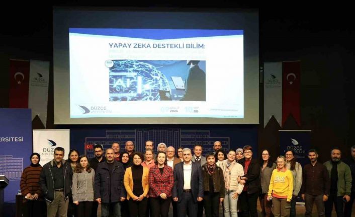 Yapay zeka destekli bilim anlatıldı