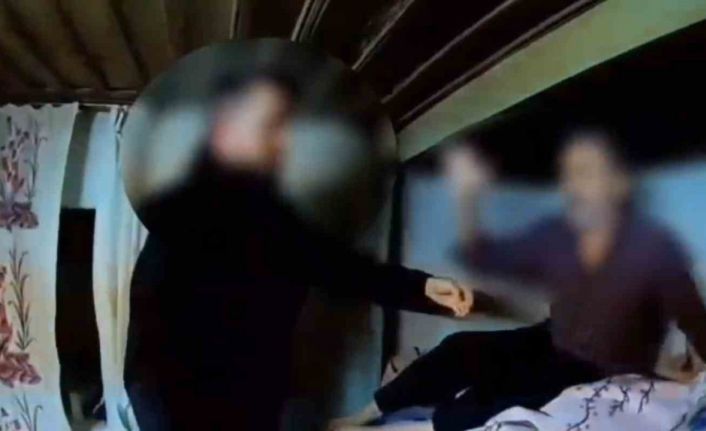 Yatakların arasına saklandı, jandarmadan kaçamadı