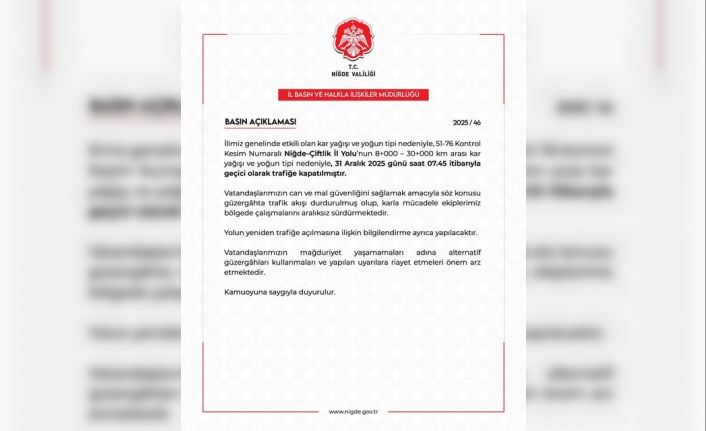 Yoğun kar ve tipi Niğde-Çiftlik yolunu trafiğe kapattı