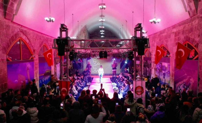 "Zamanın ve Zarafetin İzinde: Niğde" sergisi açıldı