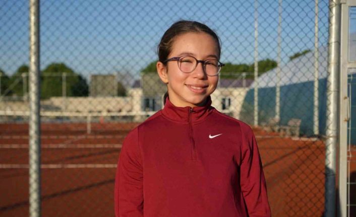 10 yaşında milli takıma seçildi, 16 turnuvada set vermeden şampiyon oldu