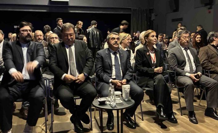 "Ailem" dizisinin ikinci sezonu Bakan Tekin ve Bakan Göktaş’ın katılımıyla tanıtıldı