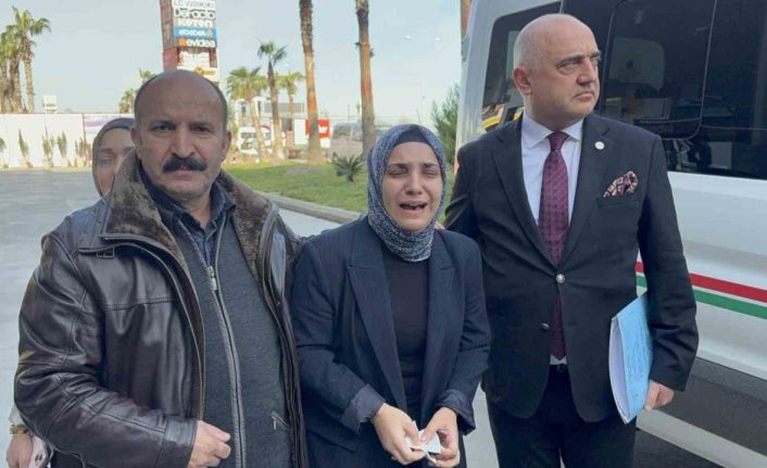 Akaryakıt istasyonu faciasında keşif: Acılı anne olay yerine ilk kez geldi, gözyaşlarına boğuldu