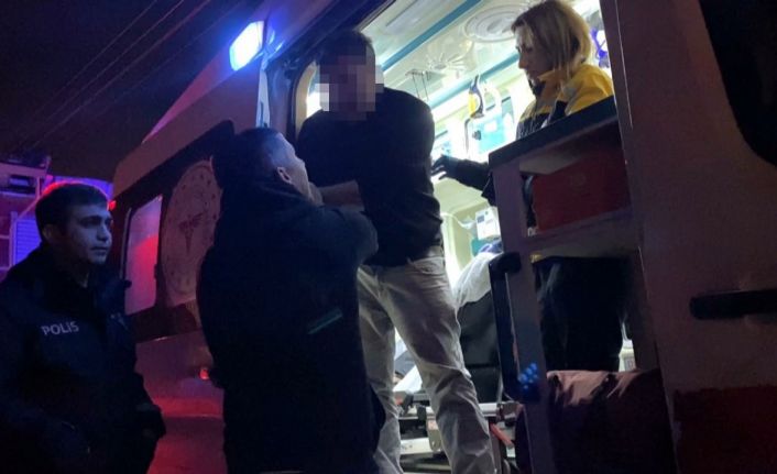 Alkollü sürücü polislerden polis istedi: "Emniyeti arayın buraya polis ekipleri gelsin"