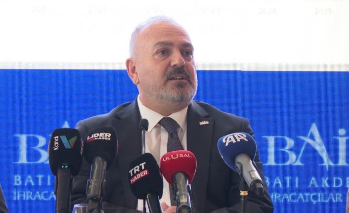 BAİB Başkanı ihracat toplantısında rahatsızlanıp sözlerini yarıda kesmek zorunda kaldı