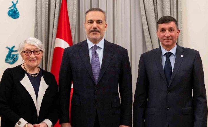 Bakan Fidan, Litvanya’daki Tatar ve Karaim toplumları temsilcileriyle bir araya geldi