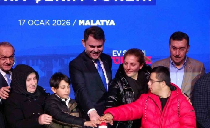 Bakan Kurum: "Yüzyılın Konut Projesi ile Türkiye genelinde 500 bin sosyal konut inşa ediyoruz"