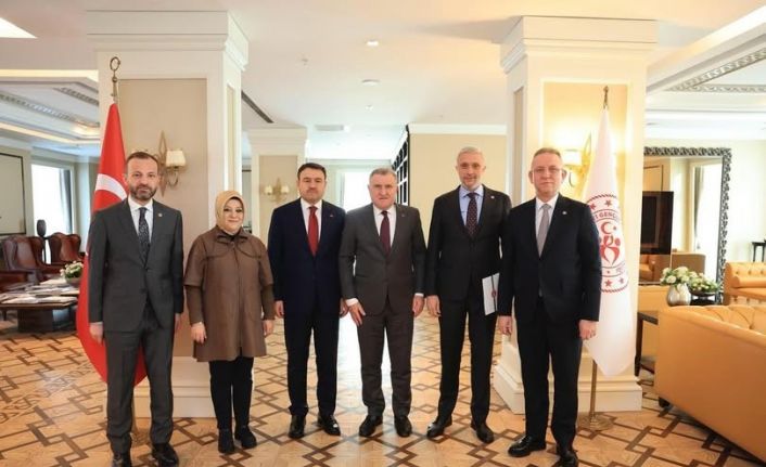 Bakan Osman Aşkın Bak ile gençliğine yönelik yatırımların hayata geçirilmesi planlandı