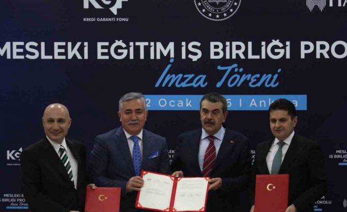 Bakan Tekin: "2024 yılı yaz ayında Mesleki ve Teknik Eğitim Politika belgesi yayınladık ve bu anlamdaki iş birliklerimizi bir adım daha öteye taşıdık"