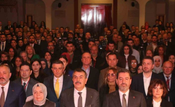 Bakan Tekin: "Okul Dışı Öğrenme Ortamları projemizi Türkiye Yüzyılı Maarif Modelimizin sahadaki en görünür halkalarından birisi olarak kabul ediyoruz"