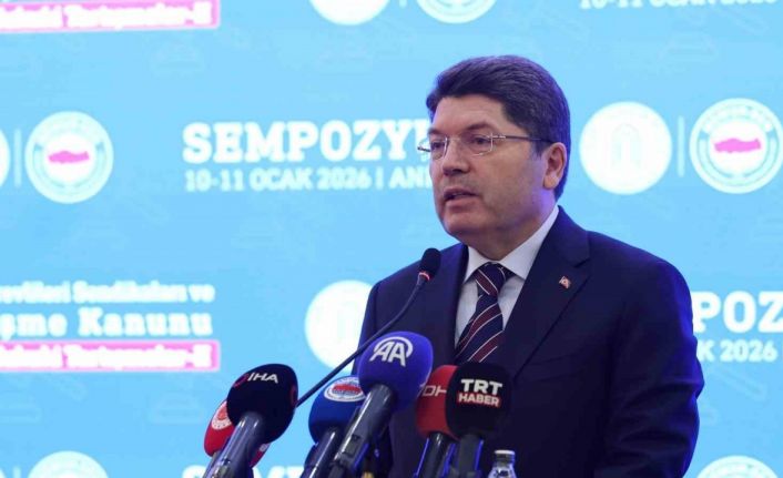 Bakan Tunç: "Kamuda görevli memurlarımızın kanundan kaynaklı sorunlarına kalıcı çözümler üretmek istiyoruz"