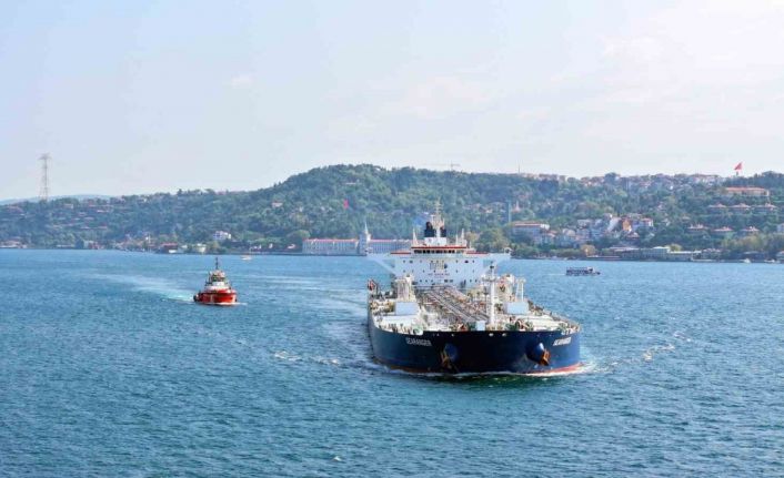 Bakan Uraloğlu: "Kıyı Emniyeti ekipleri 2025 yılında 199 can kurtarma operasyonu ile 631 kişiyi kurtardı"