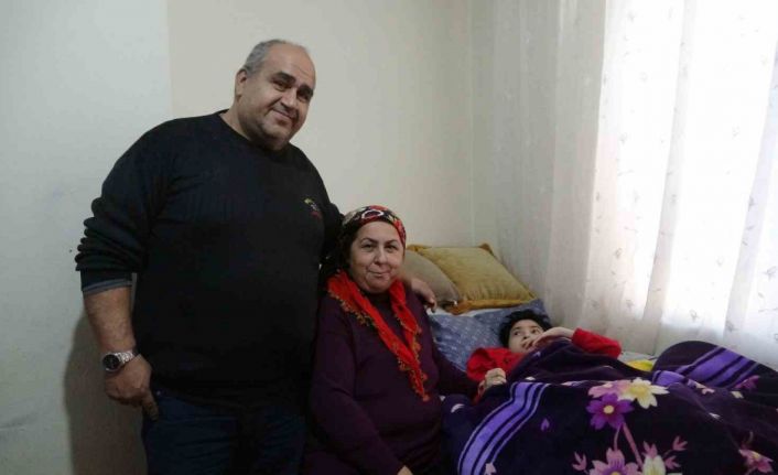 Baldızının vasiyetine 10 yıldır ’evlat’ gibi bakıyor: ’Yaşamaz’ dediler, canları oldu
