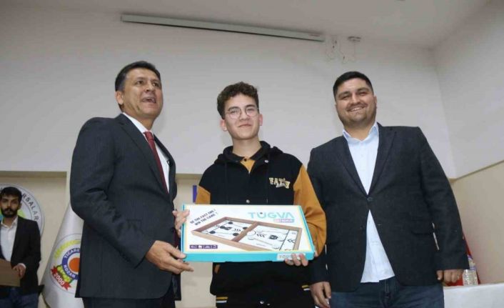 Başkan Atlı: "Kalbindekini aklına getirip, aklındakini dilinle ikna edebilmek cesaret işidir"