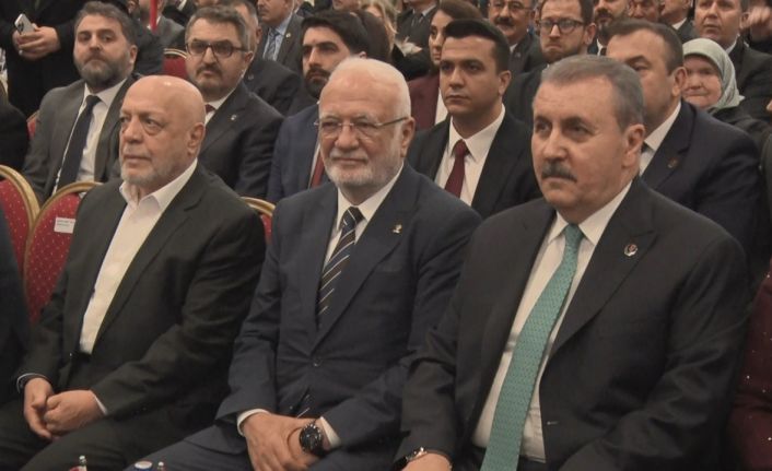 BBP Genel Başkanı Destici: "O saç örgüsü Bozkurt’un yelesidir, çakalın, sırtlanın oyuncağı olamaz"