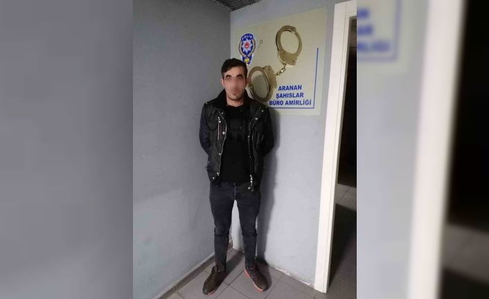 Bursa’da 36 ve 15 yıl hapis cezasıyla aranan iki kati zanlısı yakalandı