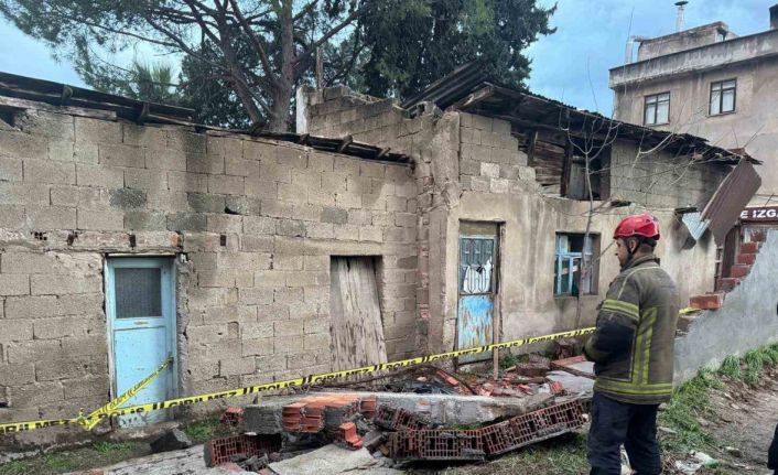 Bursa’da lodos can aldı. Lodosta yıkılan duvarın altında kalan genç hayatını kaybetti