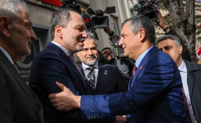 CHP Genel Başkanı Özel’den Yeniden Refah Partisi Genel Başkanı Erbakan’a ziyaret