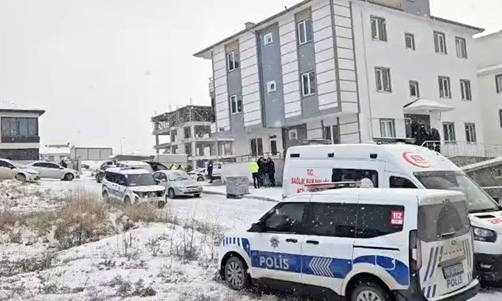 Çorum’da yaşlı çift evinde silahla vurulmuş halde ölü bulundu