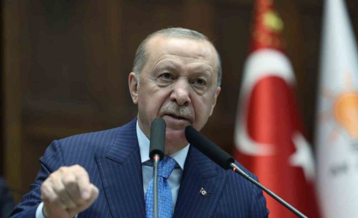 Cumhurbaşkanı Erdoğan: "Bayrağımıza uzanan o kirli elleri muhakkak bulacak, bunun hesabını o hainlerden mutlaka soracağız"