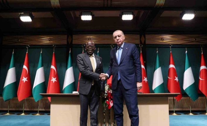 Cumhurbaşkanı Erdoğan: "Nijerya Cumhurbaşkanı Tinubu ile 5 milyar dolar ticaret hacmi hedefimize bağlılığımızı teyit ettik"