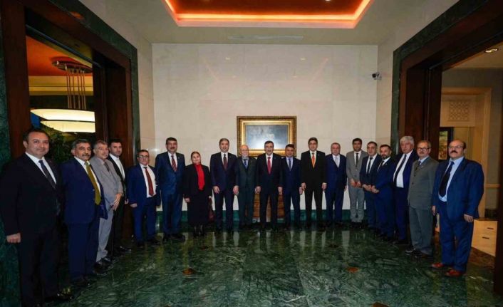 Cumhurbaşkanı Yardımcısı Yılmaz: "Avrupa’dan gelen Ezidi toplumu temsilcilerini Cumhurbaşkanlığı Külliyesi’nde misafir ettik"