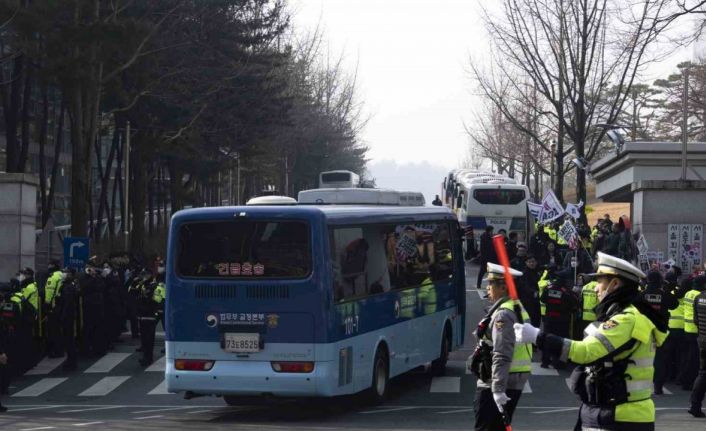 Eski Güney Kore Devlet Başkanı Yoon’a 5 yıl hapis cezası