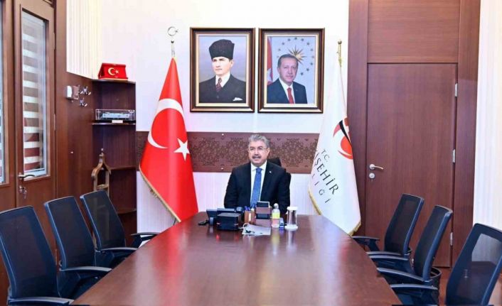 Eskişehir Valisi Dr. Erdinç Yılmaz, Düzensiz Göç Koordinasyon Toplantısına katıldı