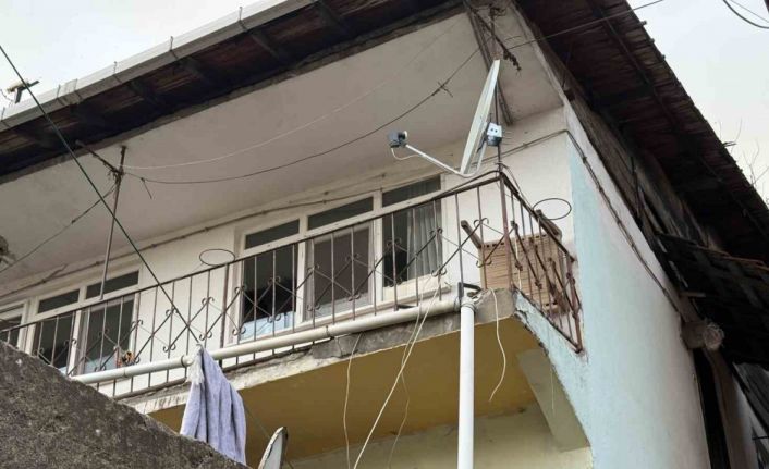 Fayanslar kabarınca AFAD ve polis harekete geçti: Ev tedbiren tahliye edildi