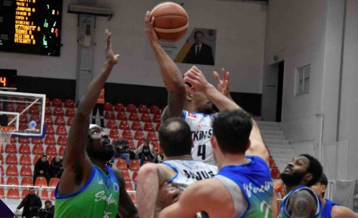 FIBA Avrupa Kupası: Aliağa Petkimspor: 82 - Dinamo BDS Sassari: 70