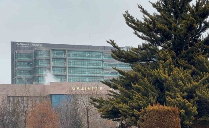 Gaziantep’te kızlarının müstehcen fotoğraflarını paylaşan kişiyi öldüren baba-oğula 11 yıl hapis