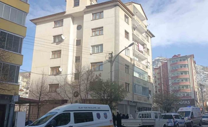 Gümüşhane Üniversitesi Öğretim Üyesi Doç. Dr. Bayram Çağlar evinde ölü bulundu