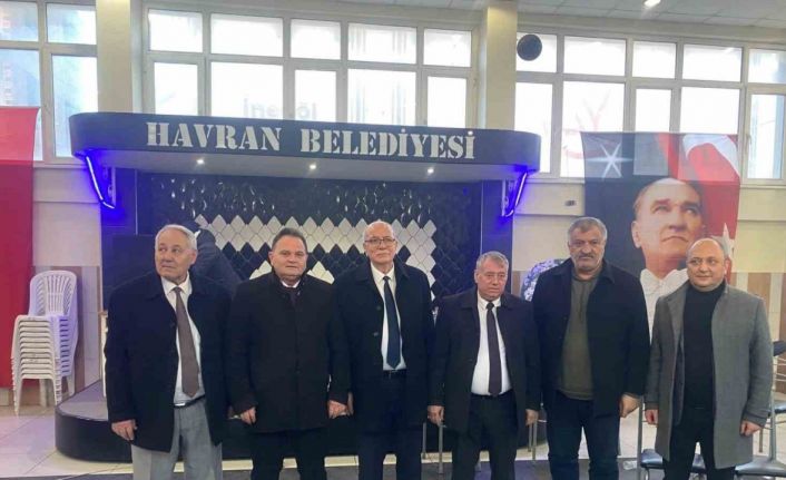 Havran Sebzeciler ve Meyveciler Esnaf Odası’nda Murat Hançer tekrar başkan seçildi